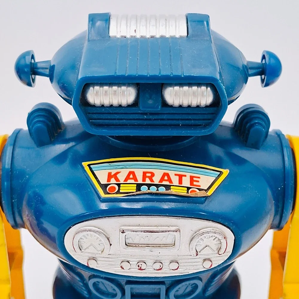 Vintage Karate Robot Battery Operated Toy Lot of 2 Red Blue Made In Hong Kong 7